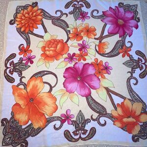 Floral Scarf ~ Square ~ Polyester ~ 32 Inches ~ EUC